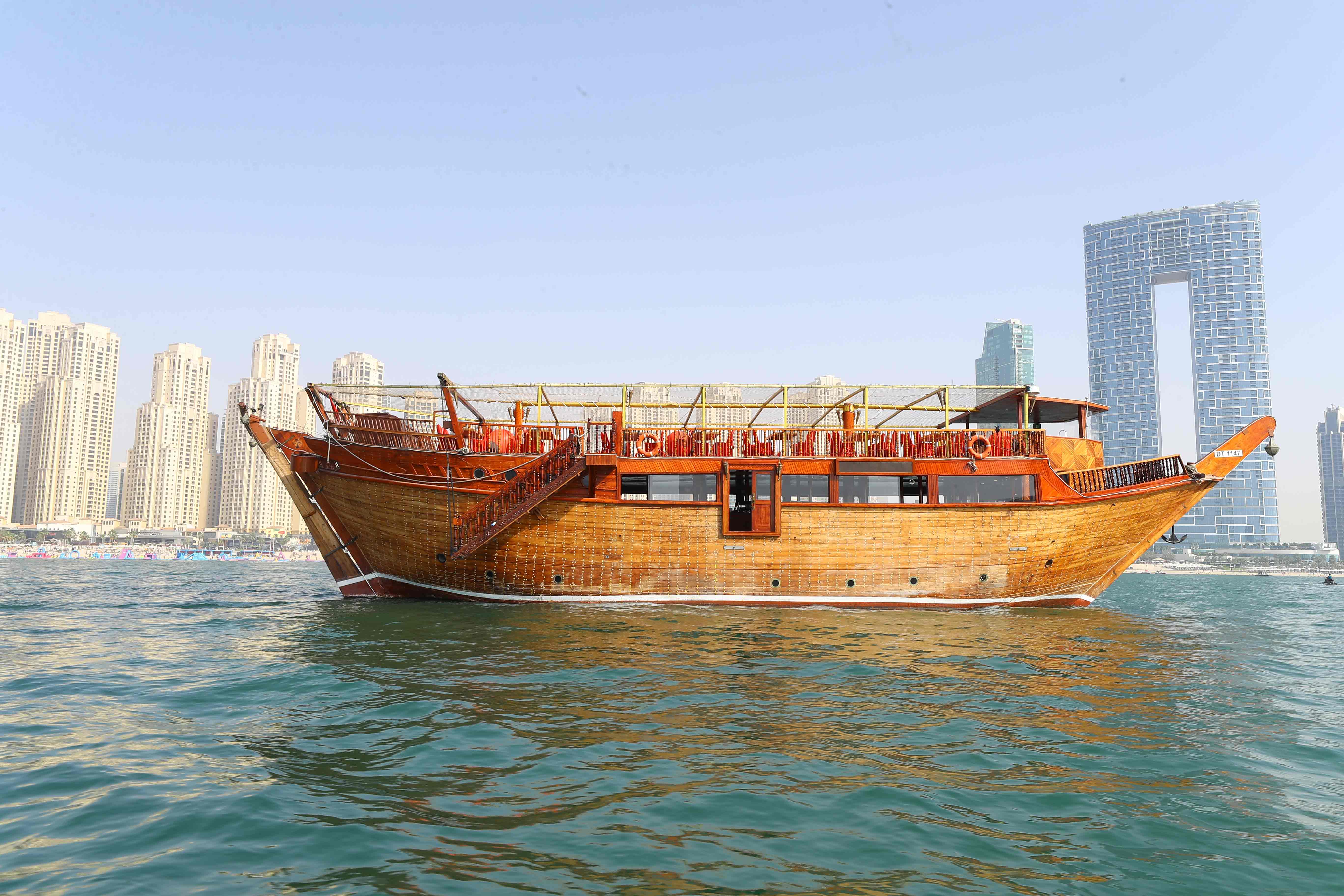 Al Mansour Dhow Cruise – Luxury Dinner Cruise Experience